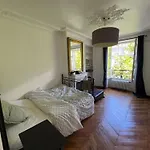 Bright Charming 1 Bedroom Apartment Near Bastille